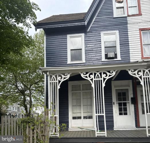 Photo of 24 S Giles Street