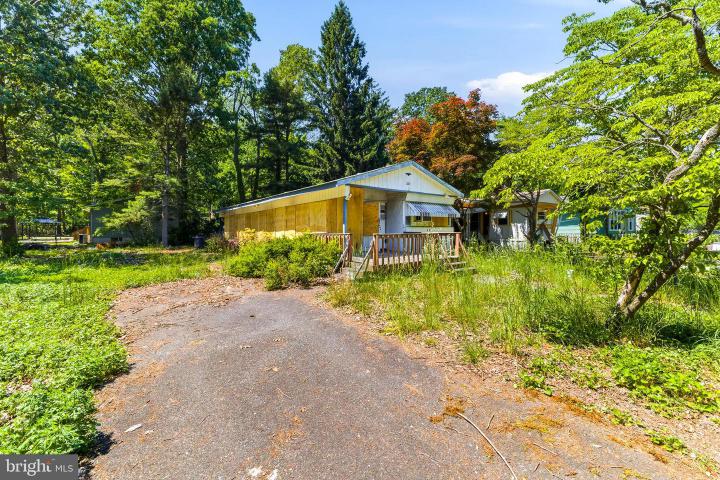 Photo of 225 Robin Road