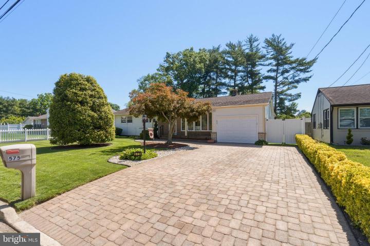 Photo of 575 Royal Drive, Vineland NJ