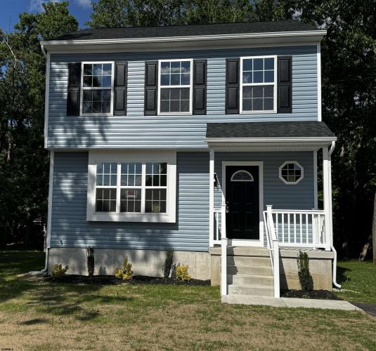 Photo of 1103 Holly Berry Lane