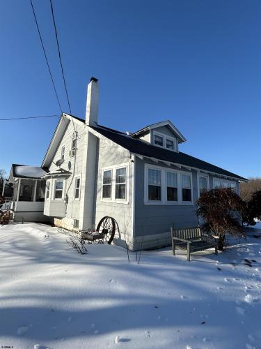 Photo of 390 Jones Island Road
