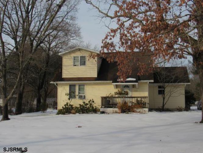 Photo of 1734 Almond Road