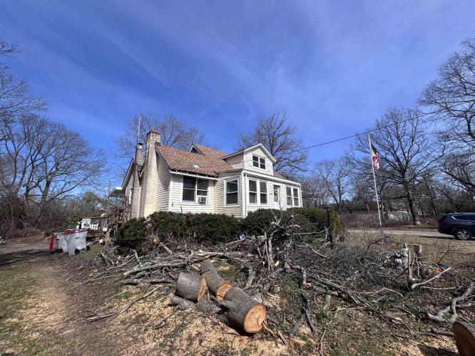 Photo of 2172 Almond Road