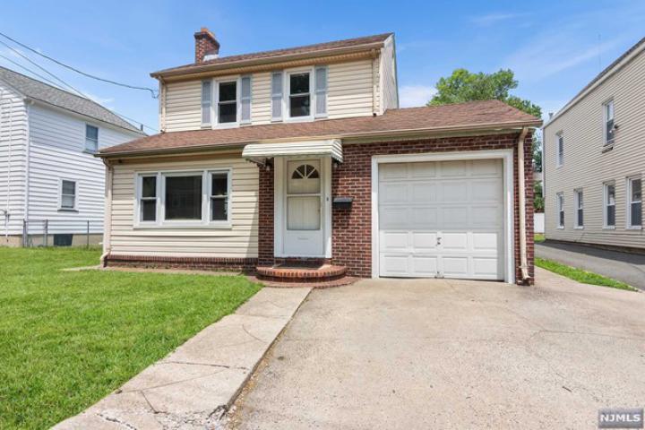 Photo of 294 Park Avenue