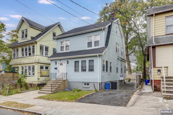 Photo of 62 Mountain View Avenue, Newark NJ