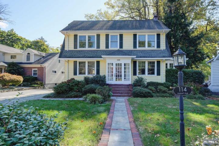 Photo of 114 Hobart Avenue, Millburn NJ