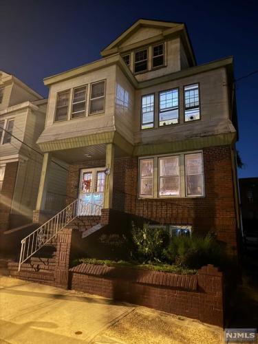 Photo of 7 Mapes Terrace, Newark NJ