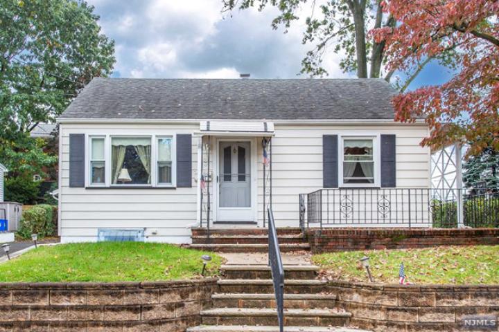 Photo of 9 Ideal Court