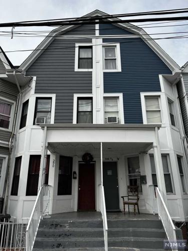 Photo of 290 Garside Street, Newark NJ