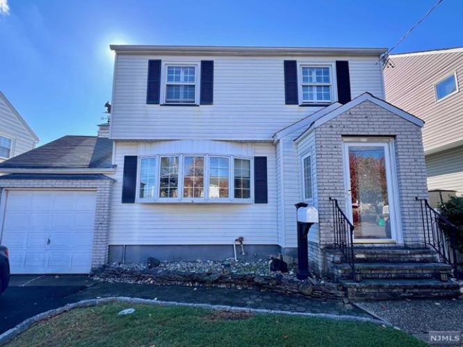 Photo of 3 White Terrace, Nutley NJ