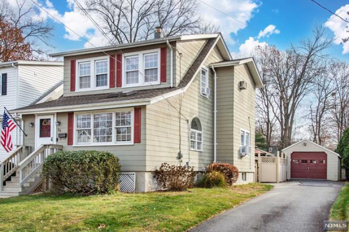 Photo of 26 Dodd Road, West Caldwell NJ