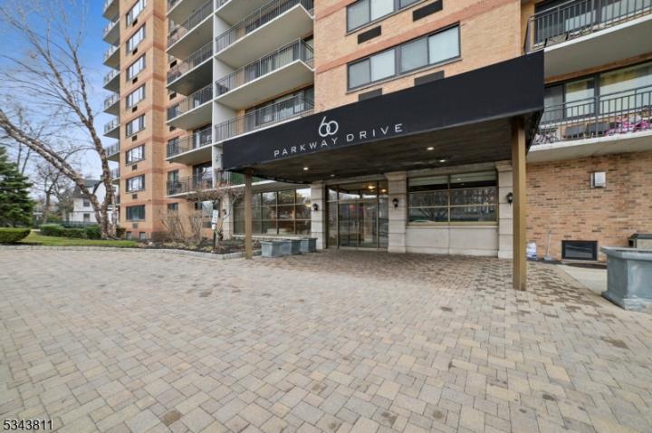 Photo of 60 Parkway Drive 10f, East Orange City NJ