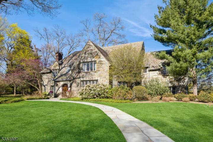 Photo of 5 Beechtree Lane