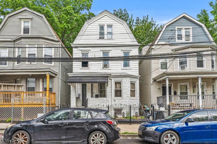 Photo of 832 S 15th Street