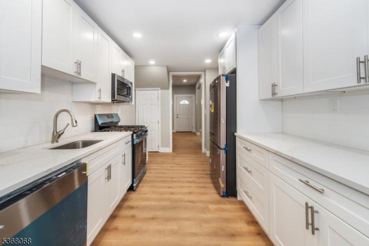 Photo of 835 S 14th Street, Newark City NJ