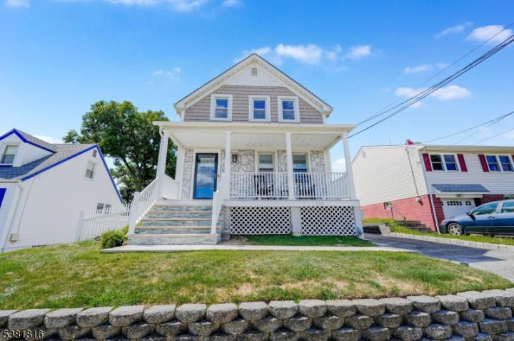 Photo of 139 Ohlson Avenue, Nutley NJ