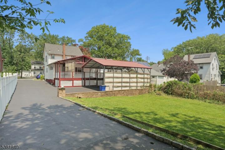 Photo of 29 Schaefer Road, Maplewood NJ