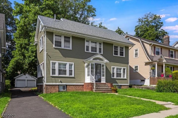 Photo of 152 Clairmont Terrace, City Of Orange NJ