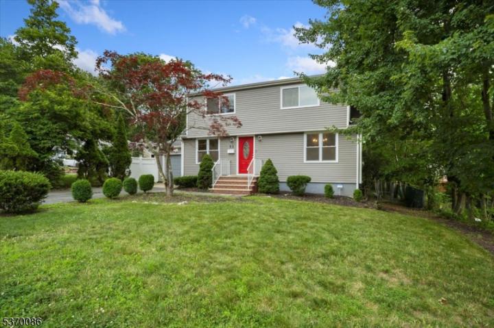 Photo of 11 Abington Road, West Orange NJ