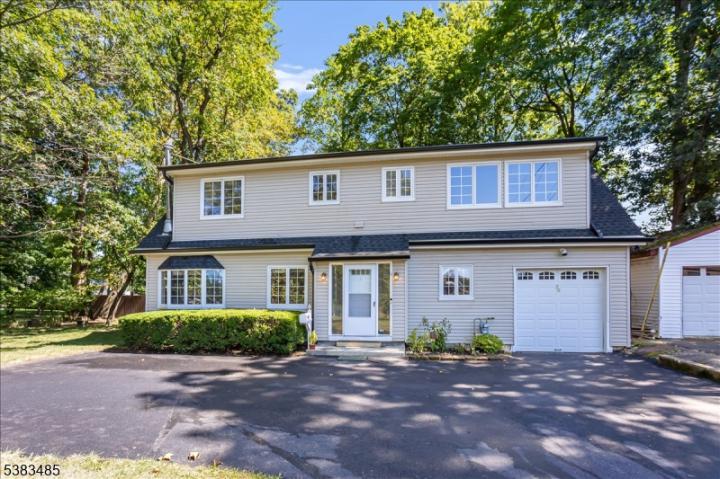 Photo of 39 Enfield Avenue, Montclair NJ