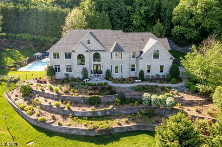 Photo of 37 Gregory Avenue