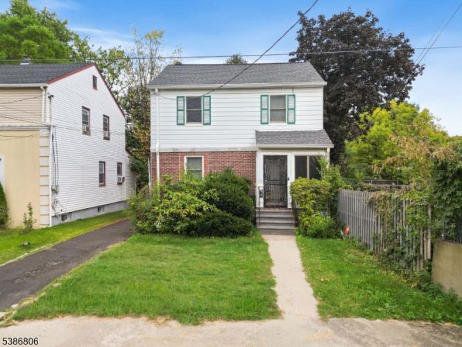 Photo of 326 Eastern Parkway, Newark City NJ