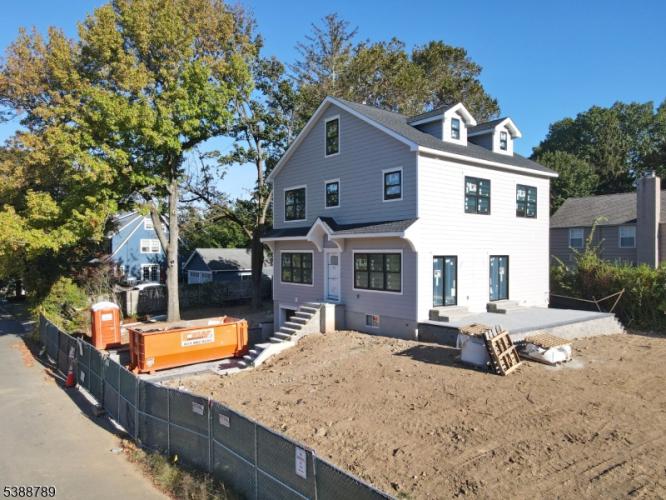 Photo of 4 Hilltop Way