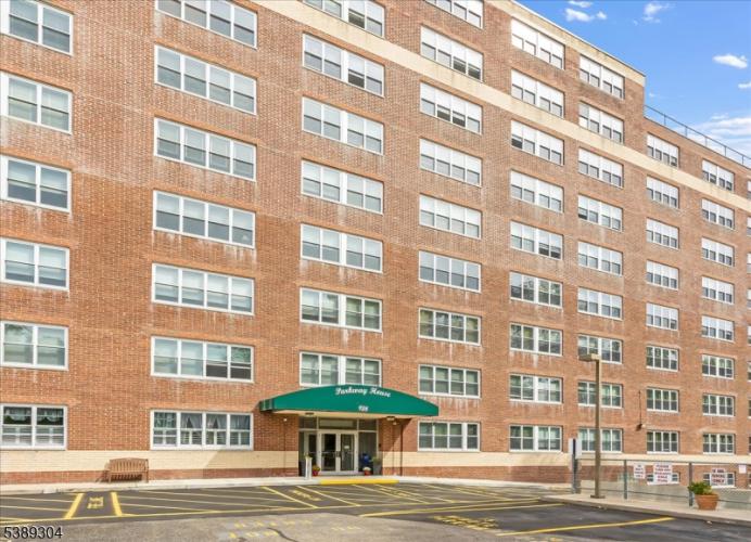 Photo of 926 Bloomfield Avenue 4m, Glen Ridge NJ