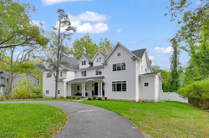 Photo of 466 White Oak Ridge Road, Millburn NJ