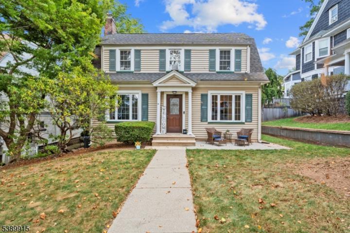 Photo of 18 Brookfield Avenue