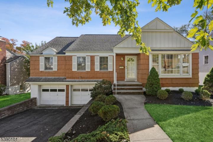 Photo of 15 Highland Drive, Livingston NJ