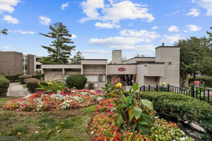 Photo of 1 River Road L