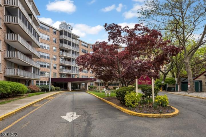 Photo of 530 Valley Road 2m, Montclair NJ