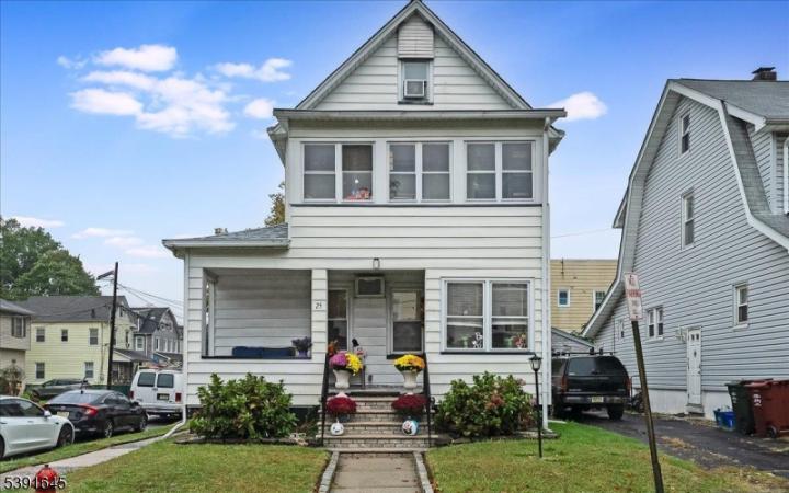 Photo of 25 Woodland Avenue