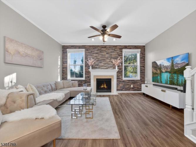 Photo of 216 Stratford Drive