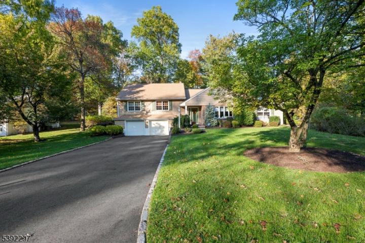 Photo of 9 Acorn Place