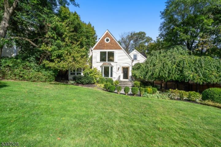 Photo of 70 Llewellyn Road