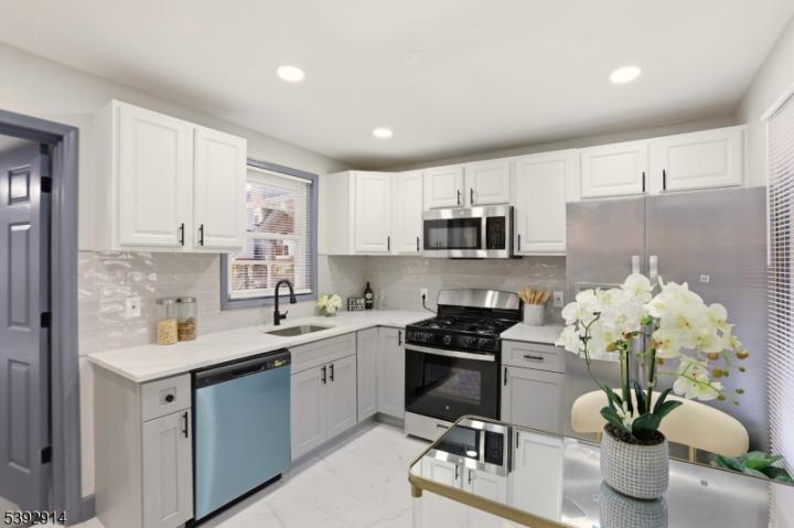 Photo of 328 Halsted Street, East Orange City NJ