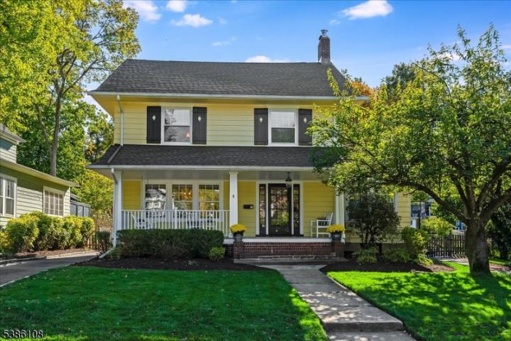 Photo of 8 Kendal Avenue, Maplewood NJ