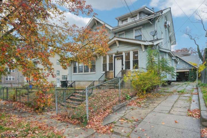 Photo of 77 Shephard Avenue