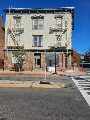 Photo of 41 Glenridge Avenue 2l, Montclair NJ