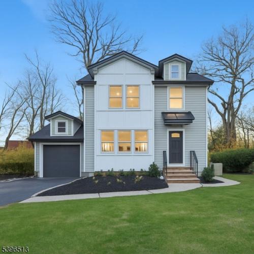 Photo of 7 Concord Drive