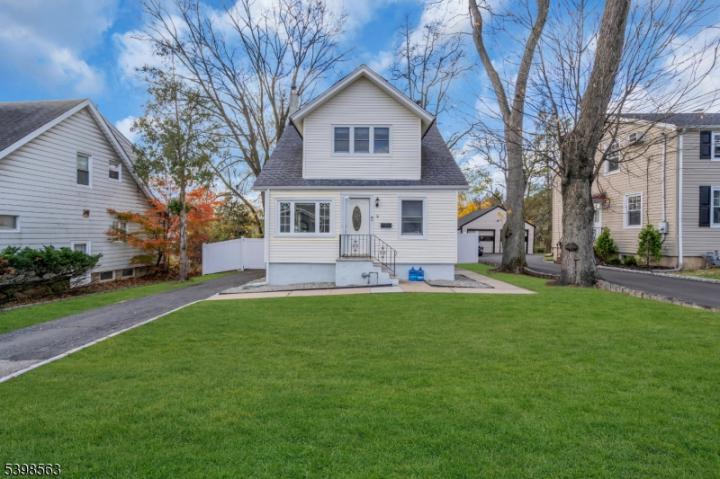 Photo of 18 Belle Terracere Road