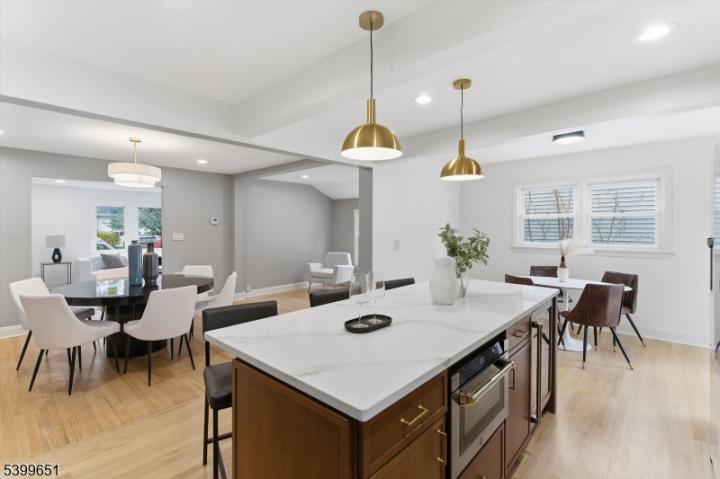 Photo of 26 Crestmont Road