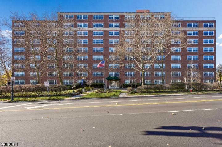 Photo of 926 Bloomfield Avenue 5b 5b, Glen Ridge NJ