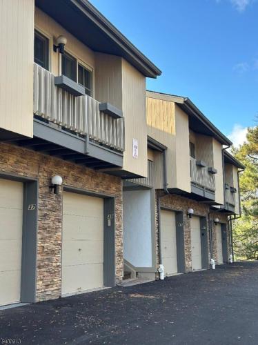 Photo of 43 Colton Circle