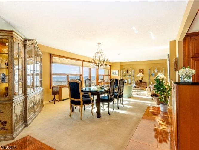 Photo of 2 Claridge Drive 8ie