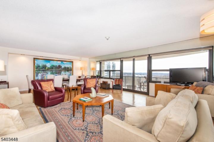 Photo of 2 Claridge Drive 4mw