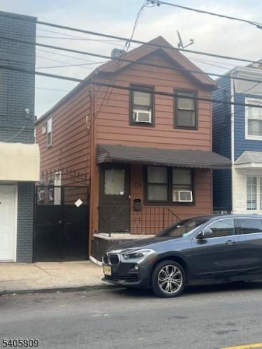 Photo of 279 New York Avenue