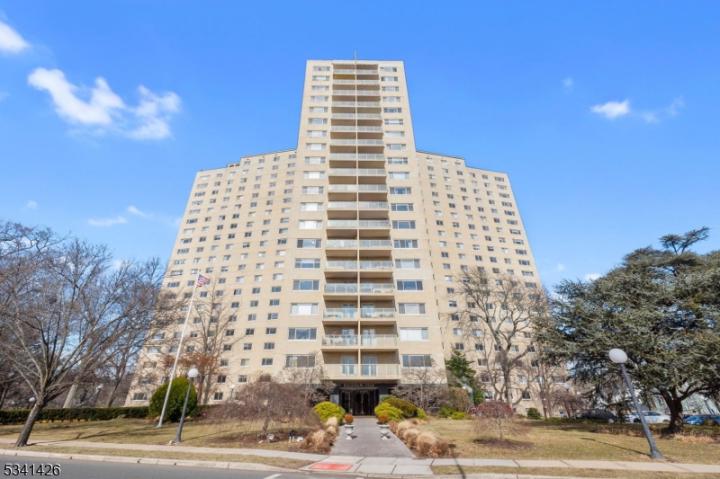 Photo of 377 S Harrison Street 9g, East Orange City NJ